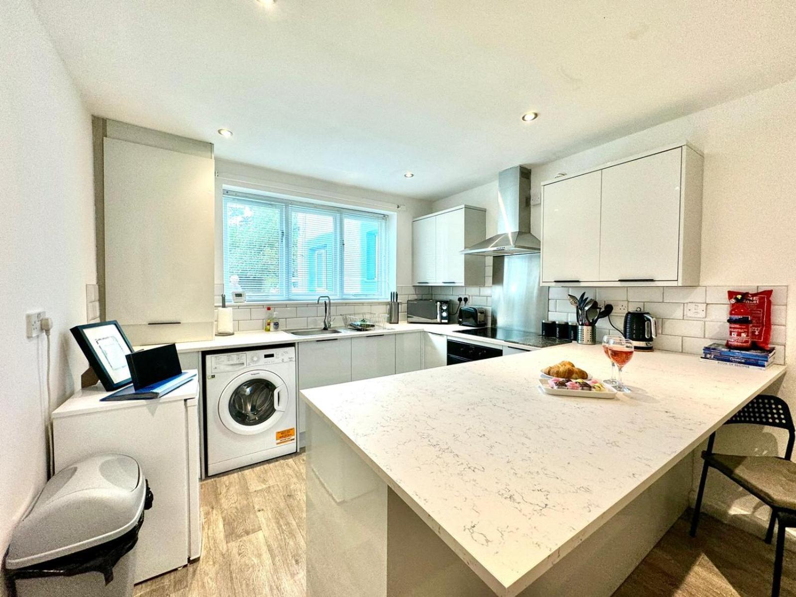 The Alnham, Large 3 Bed Apartment, Close To The City 뉴캐슬어폰타인 외부 사진